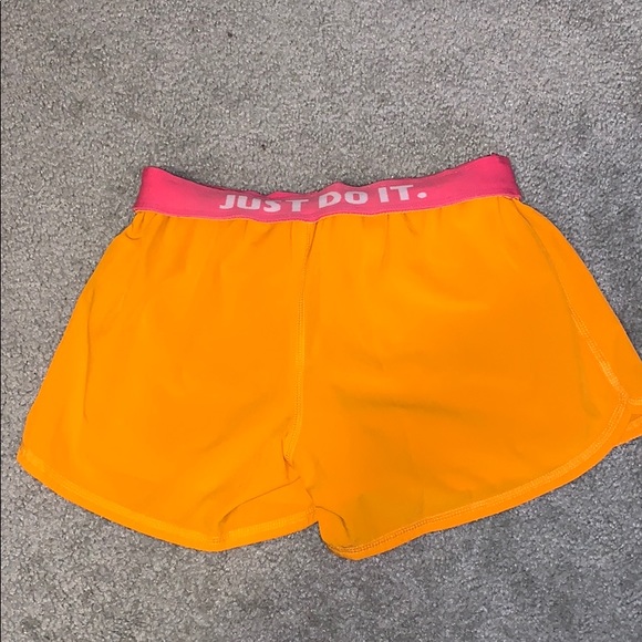 ✨ Dri-Fit Nike Shorts ✨ - Picture 3 of 3